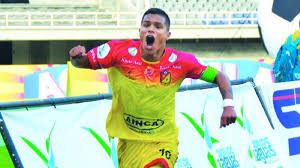 (comienza la premier con sorpresa: Cucho Hernandez Saluda Al Pereira En Su Cumpleanos 75 As Colombia