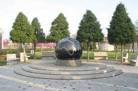 The park opens at 3pm and will close at 10pm. Bicentennial Capitol Mall State Park Is One Of The Very Best Things To Do In Nashville