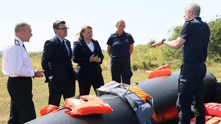 Reform pledges to send in the navy to stop small boat crossings
