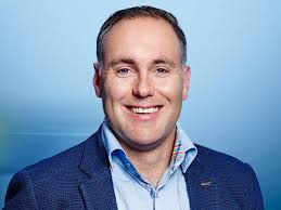 De Claude Wagner (40) ass haut den Owend unanim vum Komitee zum neie  President vun der Maacher DP gestëmmt ginn. Vizepresident gëtt de Patrick  Frieden an de Poste vum Sekretär geet un