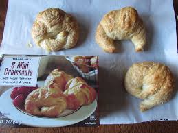 Trader Joe S Mini Croissants Perfecting Deliciousness