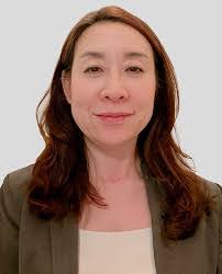 Soojin Kim's Instagram, Twitter & Facebook