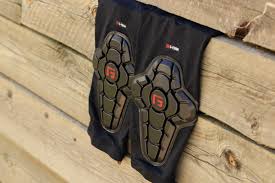 Review G Form Pro X2 Knee Pads Make Protection Discreet