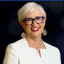 Sue Hawes (@suehawesqld)