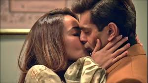 Zoya kisses him while he tries to get more romantic someone knocks at the door. Jasly Is Love Jasly Is Twitter