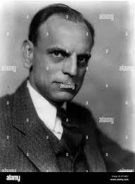 James Ronco's Instagram, Twitter & Facebook