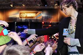 Does that mean only naturally talented people so if you plan to become a pro focus on your game and nothing else. How To Become A Pro Gamer Start Esports Setupgamers