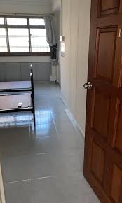 Feeder bus to street 81: 824 Tampines Street 81 Tampines Grove Property Rentals Commercial On Carousell