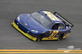 Check out the list below of the top 10 drivers with the most national series starts (provided by racing insights). Joe Nemechek Nemco Motorsports Toyota Joe Nemechek Motorsport Toyota