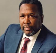 The wire star was arrested at a hotel he was. Wendell Pierce Married To Wife Net Worth Vergewiki