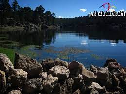 En Turismo En Chihuahua Le Decimos Como Llegar Al Lago De Arareko 1 Trip Natural Landmarks Landmarks