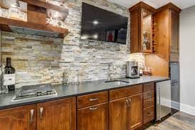 What is a commercial contractor? New Orleans Home Contractors