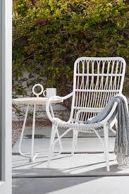 Despite Its Size Medan Is Light Making It Easy To Move Around And Lounge Where You Ple Indoor Outdoor Furniture Mid Century Modern Lounge Chairs Porch Chairs
