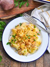 5 pounds red potatoes, quartered 1 (16 ounce) container sour cream ½ cup butter 1 (10.75 ounce) can condensed cream of chicken soup 2 cups shredded cheddar cheese ¼ cup chopped green 2. Dump And Bake Cheesy Ham And Potato Casserole The Seasoned Mom