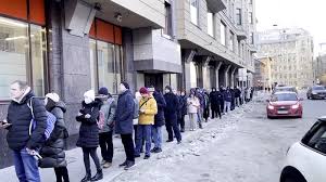 俄储行现挤兑潮，欧央行发破产警告