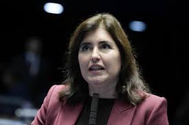 Eduardo braga enfatizou a força e a unidade do mdb no senado e disse estar confiante na vitória do partido, na eleição do próximo dia 1º. Simone Tebet Vai Disputar Com Renan Calheiros Indicacao Do Mdb A Presidencia Do Senado Gzh