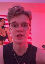 William Ericson (@williamericson2203)