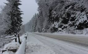 Duminică, vremea la munte va fi în continuare caldă, dar şi în general instabilă. Vremea La Munte Eva Ro