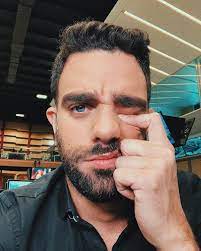 Pin En Famosos