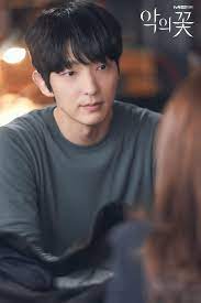 Lee's range of talents are electric enough to light up any drama. Lee Joon Gi Imdb