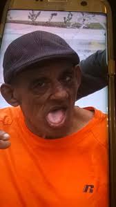 Notificamos el fallecimiento de Carlos Juan Vega Lugo, mejor conocido como  Negro. Sus hermanos Elsie, Minerva, Daisy, Miriam y Radamés Vega, su tia  Gladys Lugo, sus cuñados Lucy González, Remigio y Domingo