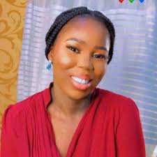 A little pivot never hurt anyone... 😊 I'm excited to share that I've  started a new role as an Influencer Account Manager at Burson! 🎉 It's been  just over 4 weeks, and