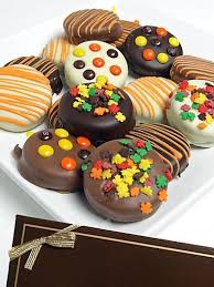 Pin By Debbie Desiderio On Oreos Pinterest Thanksgiving Desserts Thanksgiving Chocolates Thanksgiving Treats