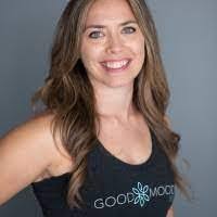 Colleen Amrich's Instagram, Twitter & Facebook