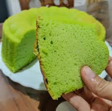 Tuangkan minuman soda manis dan santan, aduk perlahan dengan spatula hingga. Bolu Pandan Santan By Ratih Desvita Langsungenak Com