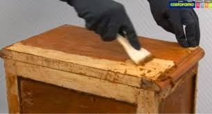 Besoin De Decaper Du Bois Testez Cette Methode Naturelle Comment Decaper Un Meuble Decaper Des Meubles En Bois Decapant Bois