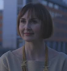 Tina Renshaw's Instagram, Twitter & Facebook