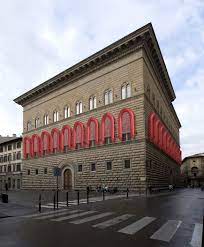 Il nostro hotel in via strozzi a firenze vi consentirà di vivere il cuore di questa splendida città assaporandone in ogni momento la delicata aria artistica e storica, che l'ha resa celebre in tutto il mondo. Palazzo Strozzi Florence Cultural Center And Art Gallery