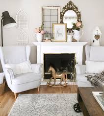 Think crisp white walls + easy neutrals, exposed timber beams, copper hardware, worn wood floors, & plants. 12 Essential Farmhouse Wall Decor Ideas