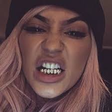 Gold grillz for your k9 (canine) teeth. 21 Grillz For Girls Ideas Grillz Girl Grillz Grillz Teeth