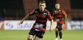 O lucas lima sport center possui ótima estrutura e ambiente familiar, traga sua família para se divertir na nossa quadra de areia e garanta mais qualidade de vida e saúde. Lucas Lima Esta Fora Do Sport