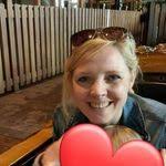 Tamara Mohn's Instagram, Twitter & Facebook