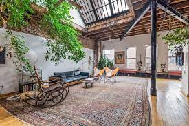 Search 712 spaces in new york, new york to find space for your brand for rent. A 3 000 Sq Ft Artist S Loft In Manhattan Lists For 4m