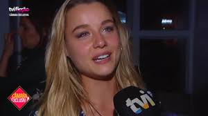 Maybe you would like to learn more about one of these? Kelly Bailey Em Lagrimas Na Despedida De A Herdeira
