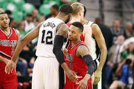 Share all sharing options for: What To Make Of The Lamarcus Aldridge Trail Blazers Reunion Rumors Pounding The Rock