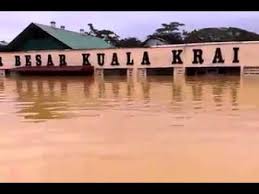 Bernama yang melakukan tinjauan kesan banjir besar di kelantan barubaru ini yang turut meliputi kawasan sekitar sungai nenggiri melihat banyak kemusnahan yang berlaku akibat banjir itu. Banjir 2014 Kuala Krai Youtube