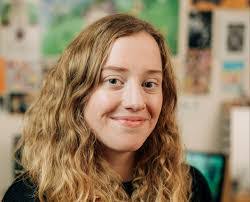 Sophie Powell's Instagram, Twitter & Facebook