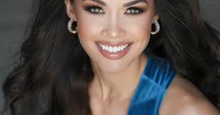 Beauty and bullets, too