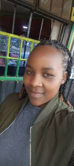 Young Mothers Sharing Their Experiences