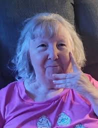 Diane Ginn's Instagram, Twitter & Facebook