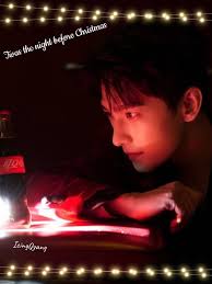 YangYang杨洋 makes for a beautiful Christmas card. As we wait for Santa  Claus, we join YY dreamily waiting for glad tidings.