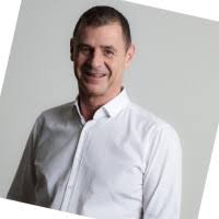 Van lienden relocation is a company with over 25 years of experience in relocation, in the very van lienden always take into account the wishes and specific relocation needs of theexpatriate. Peter Van Lienden Kundenberater Zahntechniker Curaden Ag Linkedin