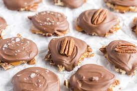 Stir together the pecans with the ice cream topping. Chocolate Pecan Turtle Clusters Tastes Of Homemade