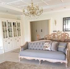 Nostaljik Sikligin Hakim Oldugu Harika Bir Ev Ev Gezmesi Oturma Odasi Dekorasyonu Oturma Odasi Fikirleri Ev Duzenleme Ipuclari