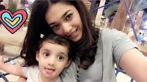 Manal Raza Cute Daughter Of Naveed Raza & Kanwal