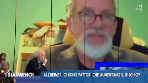 L'Alzheimer colpisce tutta la famiglia. E chi ha dovuto farci i conti lo sa  bene. Michele Farina, giornalista, ha raccontato la storia di sua madre  "Questa malattia la conosco da vicino e dico una ...